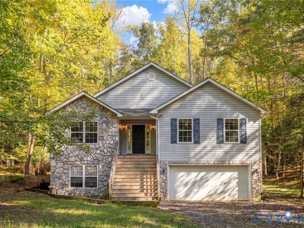 835 Eastover Parkway , Locust Grove, VA 22508