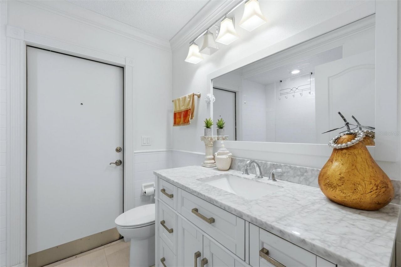 4246 Hearthstone Drive, Sarasota, FL 34238 Photo