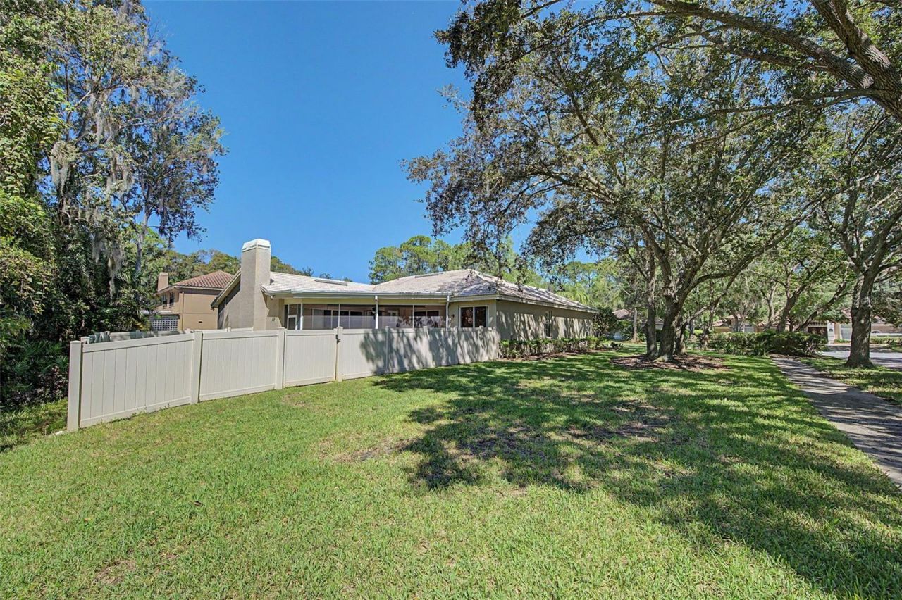 1558 E Lake Woodlands Parkway , Oldsmar, FL 34677 Photo