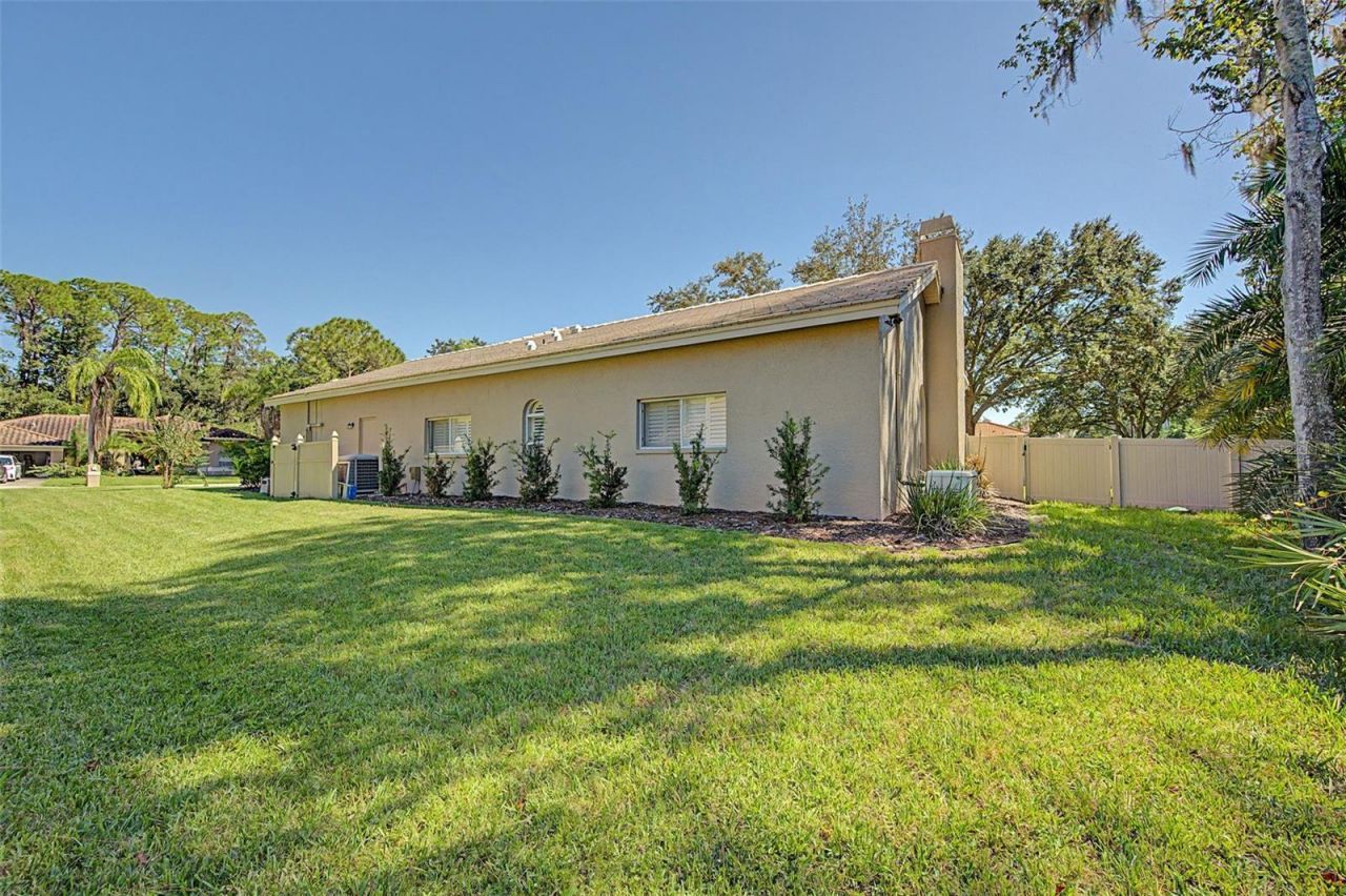 1558 E Lake Woodlands Parkway , Oldsmar, FL 34677 Photo