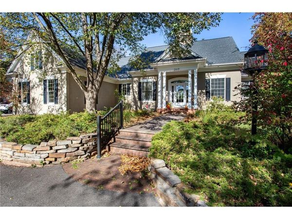2419 Golf View Drive, River Falls, WI 54022