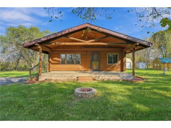 792 Holden Lane, Hudson, WI 54016