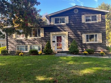 211 E Arbordale Road , Syracuse, NY 13219