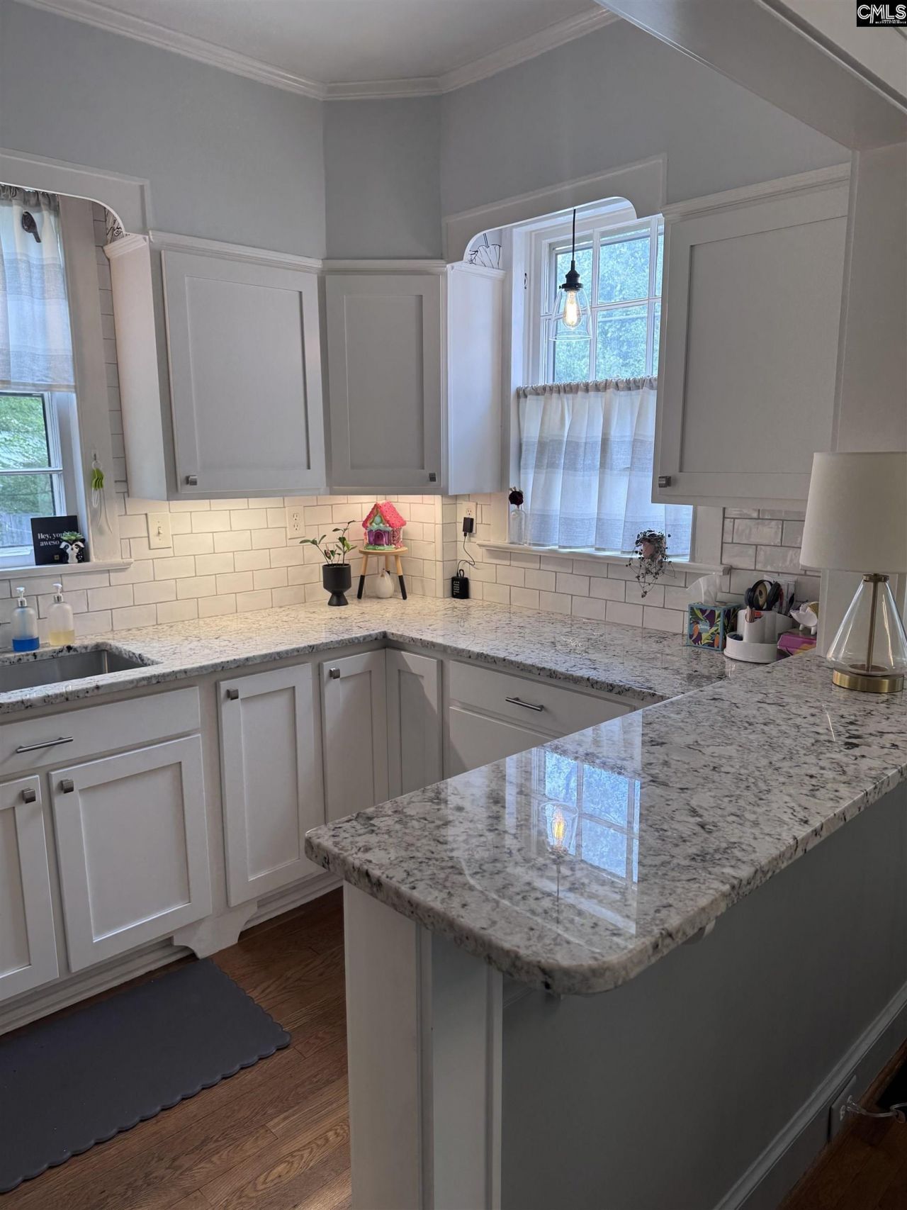 207 S Woodrow Street Photo 10