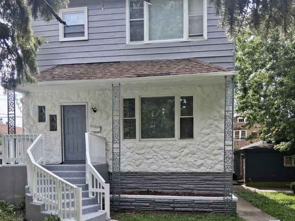 8518 S Muskegon Avenue , Chicago, IL 60617