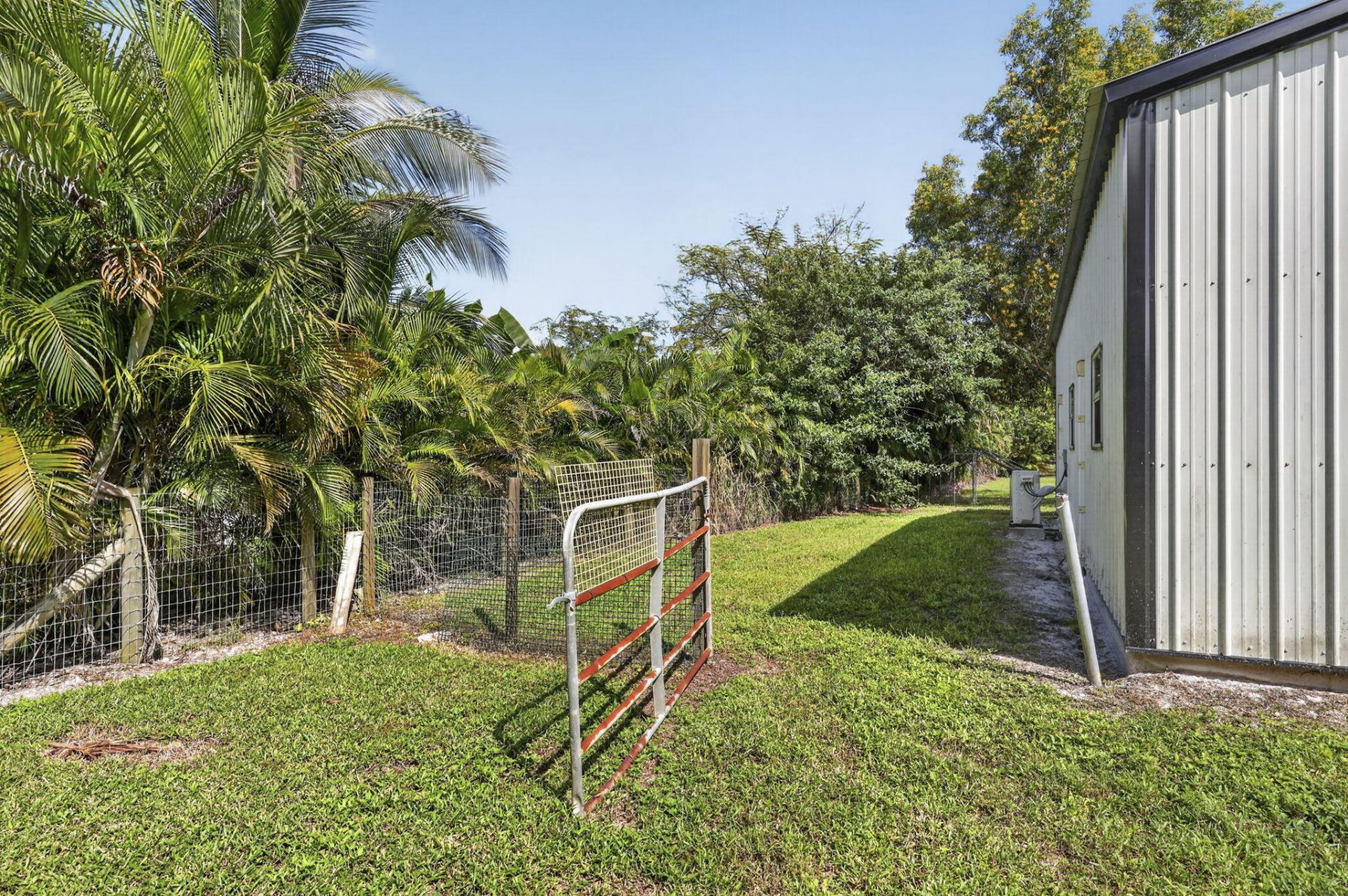 16141 Calder Drive E, The Acreage, FL 33470 Photo