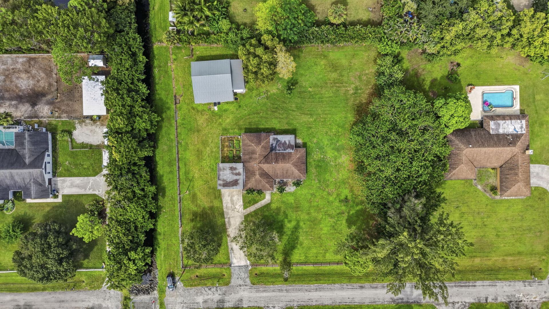 16141 Calder Drive E, The Acreage, FL 33470 Photo