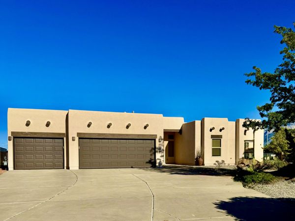 2453 Tyler Loop NE, Rio Rancho, NM 87144