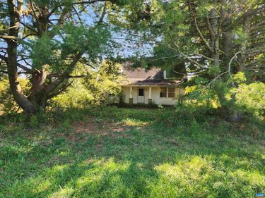 4200 DEEP CREEK RD, Kents Store, VA 23084