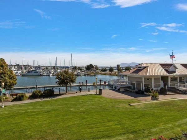 250 E 2nd Street, Benicia, CA 94510
