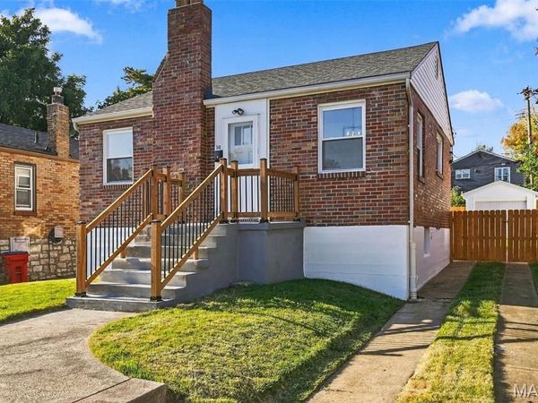 540 Ruthland Drive , St Louis, MO 63125
