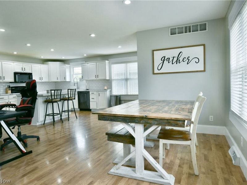 813 Dalton Drive NW, Warren, OH 44481 Photo 20