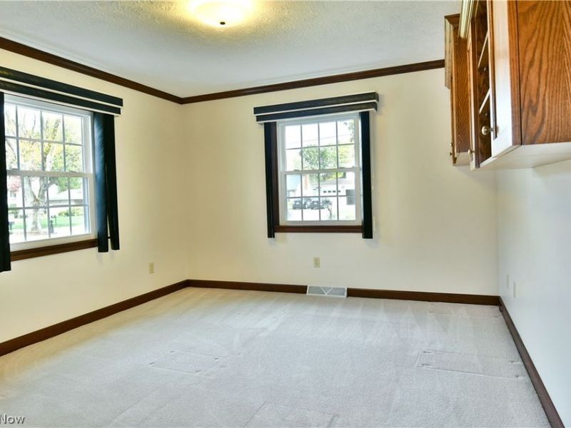 190 Maple Leaf Drive, Hubbard, OH 44425 Photo 33
