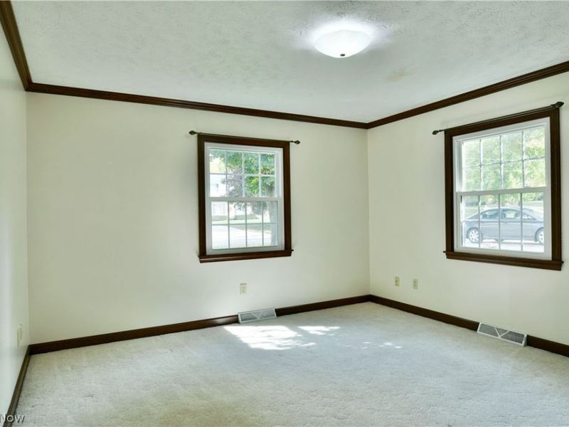 190 Maple Leaf Drive, Hubbard, OH 44425 Photo 36