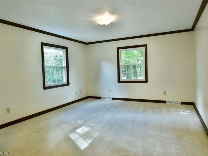 190 Maple Leaf Drive, Hubbard, OH 44425 Photo 37