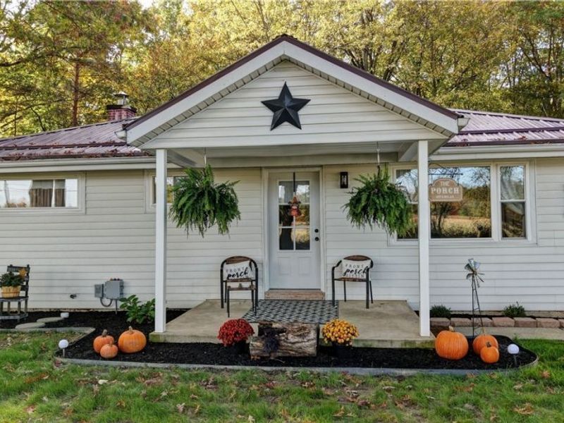 3165 Phalanx Mills Herner Road, Southington, OH 44470 Photo 2