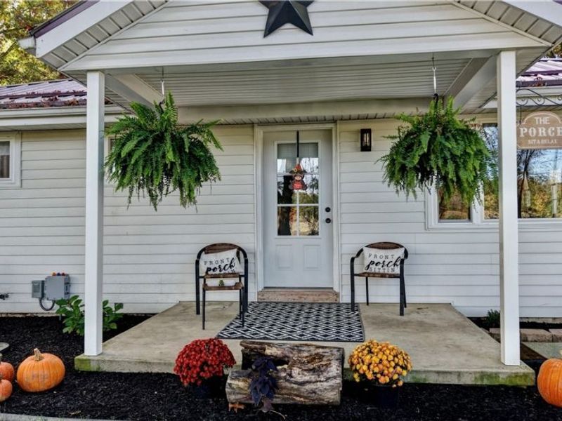 3165 Phalanx Mills Herner Road, Southington, OH 44470 Photo 3