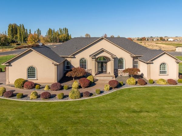 6751 Road E NE, Moses Lake, WA 98837
