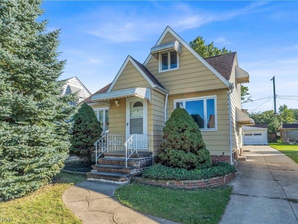 5603 Laverne Avenue , Parma, OH 44129