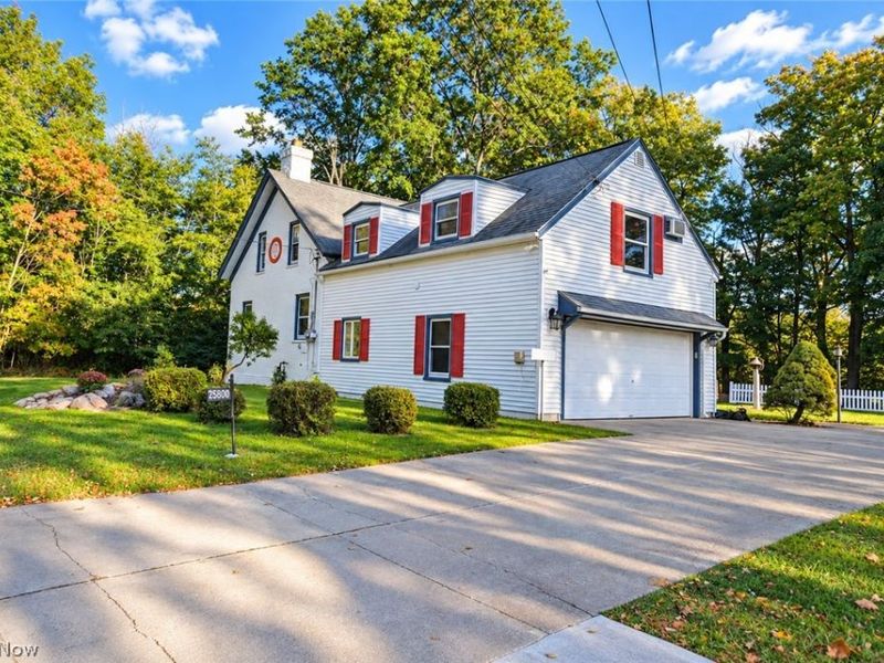 25800 Chardon Road, Richmond Heights, OH 44143 Photo 4