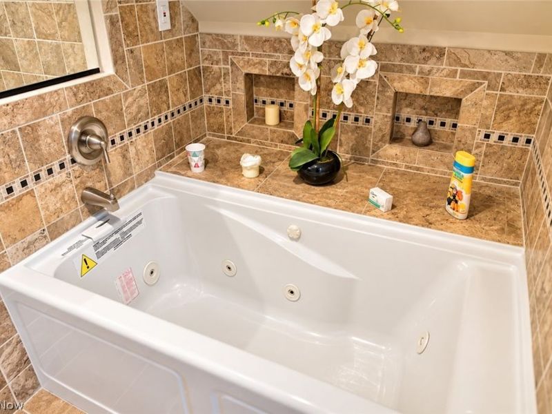 25800 Chardon Road, Richmond Heights, OH 44143 Photo 42