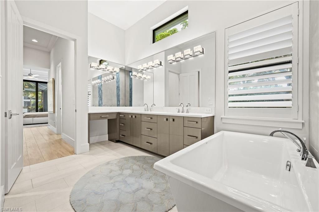 10501 Via Torino Way, Miromar Lakes, FL 33913 Photo