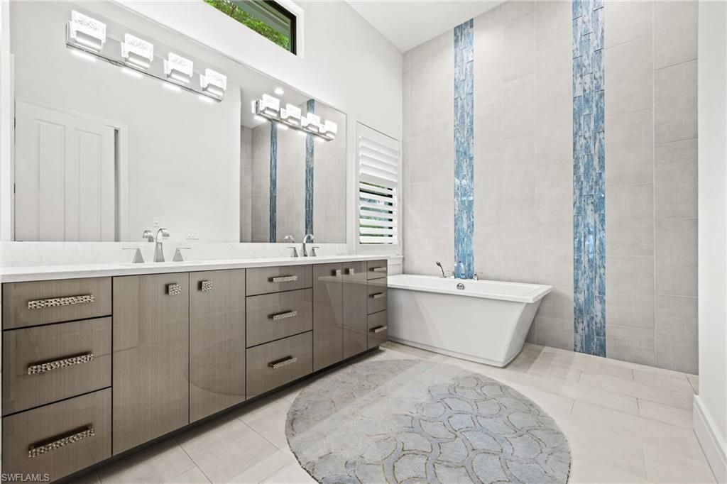 10501 Via Torino Way, Miromar Lakes, FL 33913 Photo