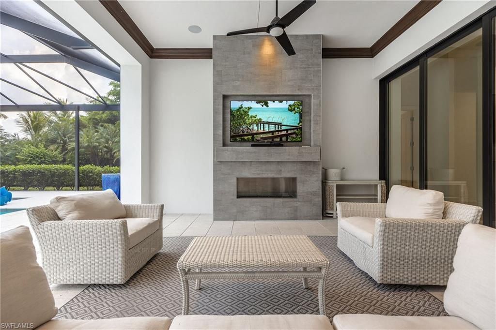 10501 Via Torino Way, Miromar Lakes, FL 33913 Photo