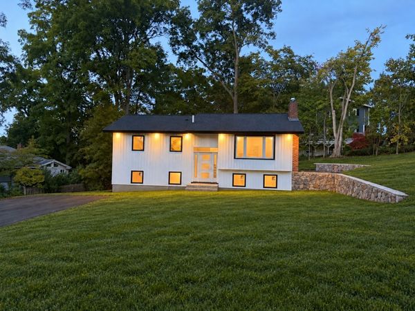 66 Ontario Dr, Hudson, MA 01749