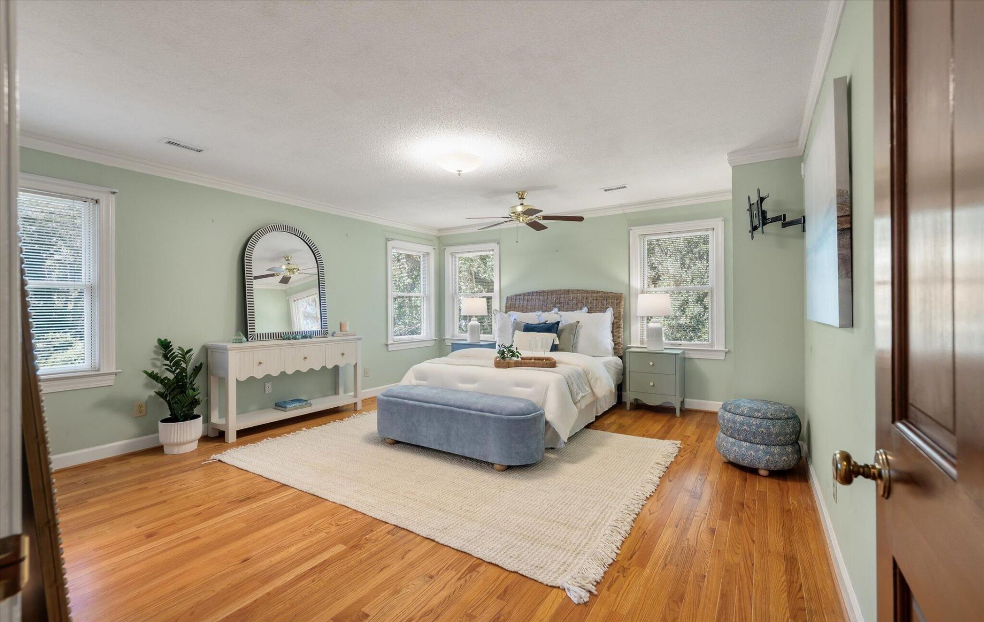 989 Three Trees Road Photo 34