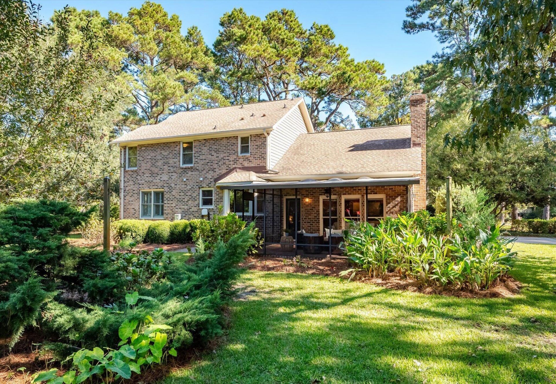 989 Three Trees Road Photo 63