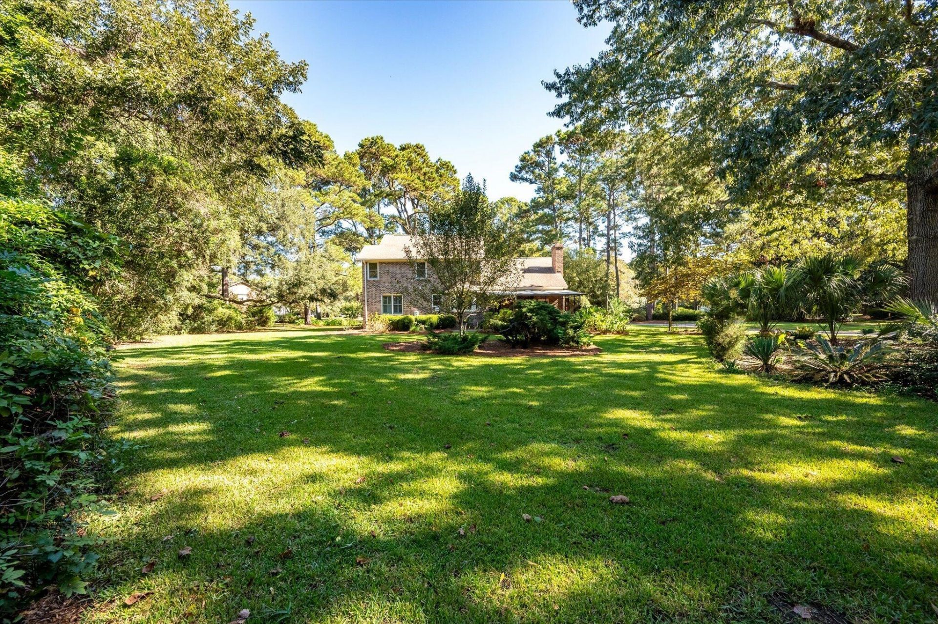 989 Three Trees Road Photo 67