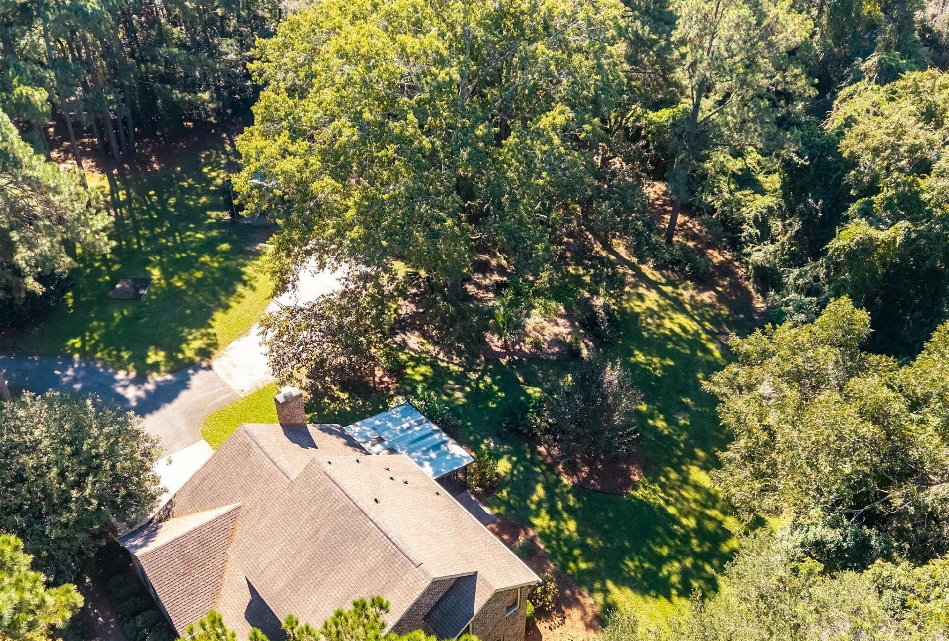 989 Three Trees Road Photo 85