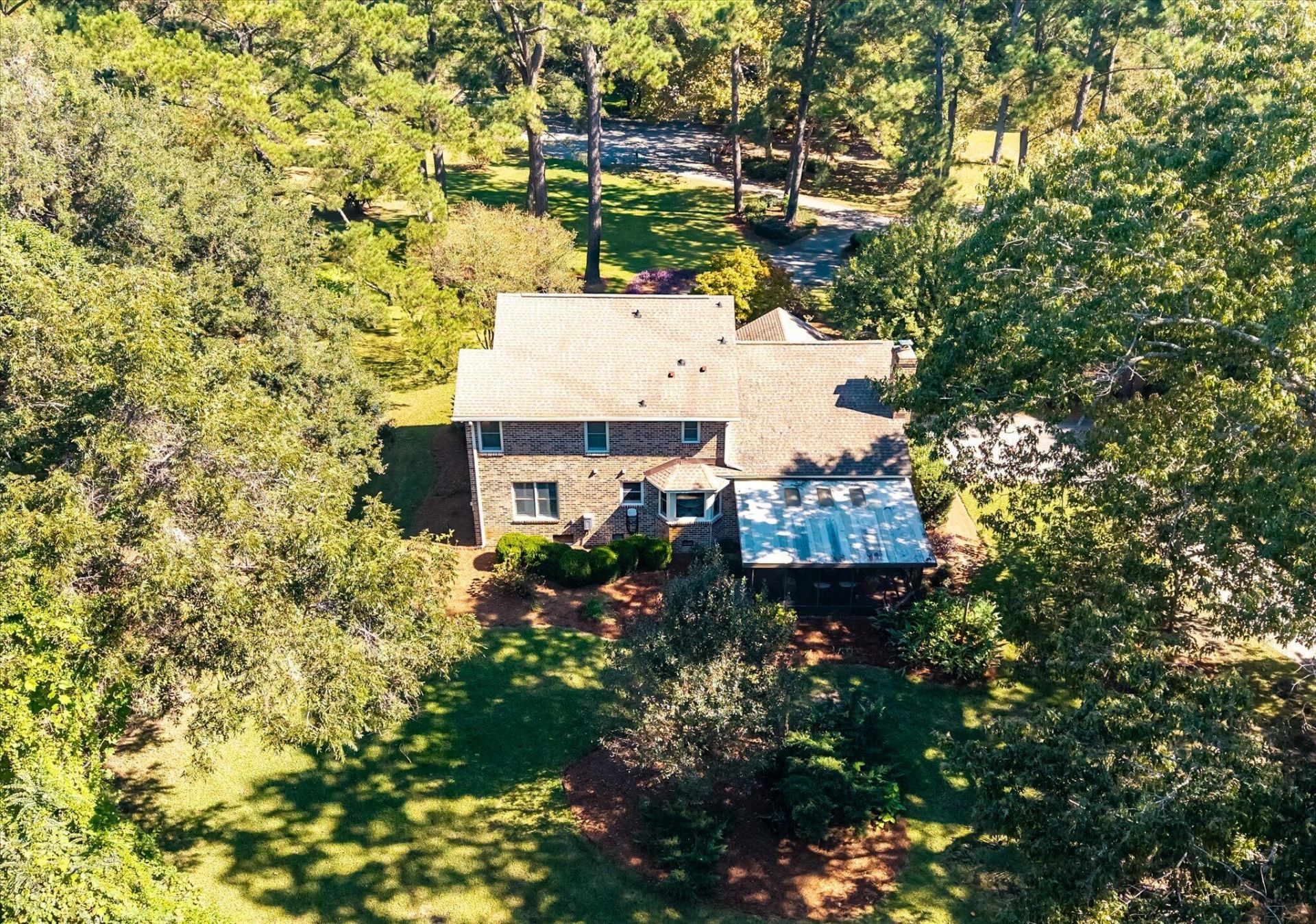 989 Three Trees Road Photo 87