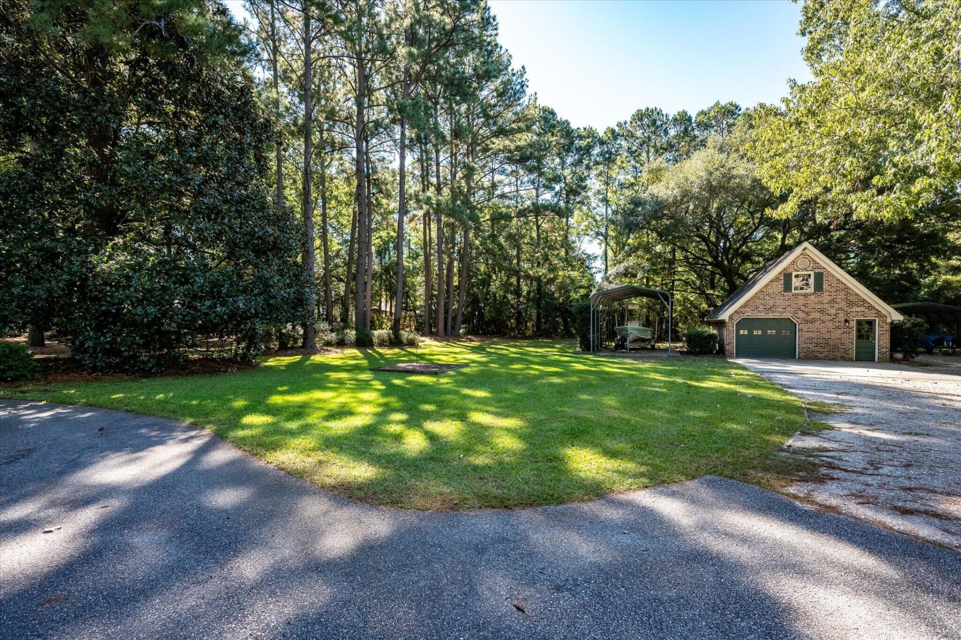 989 Three Trees Road Photo 90