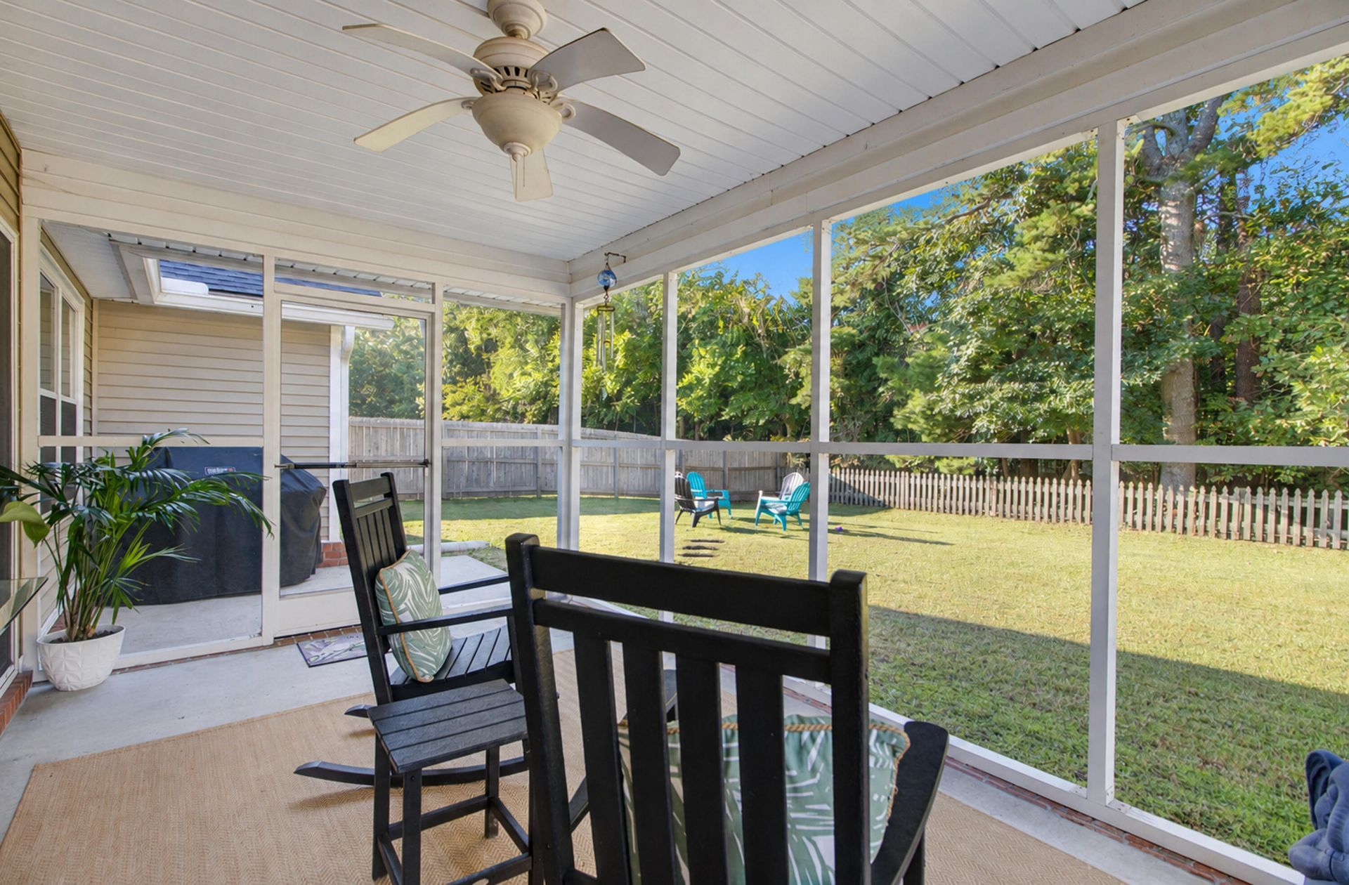 592 Hainsworth Drive Photo 31