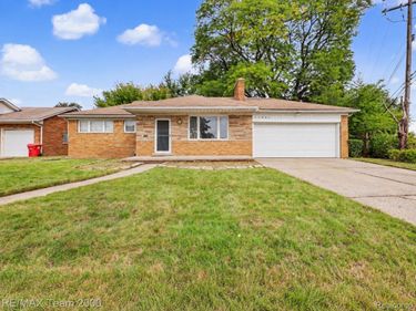 17641 Ego Avenue , Eastpointe, Mi 48021