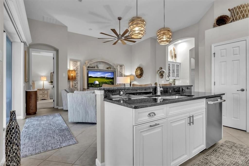 3750 Lakeview Isle Ct , Fort Myers, FL 33905 Photo