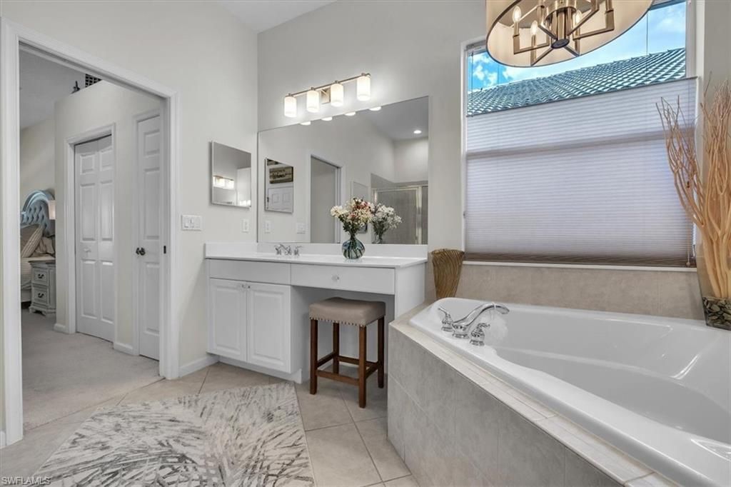 3750 Lakeview Isle Ct , Fort Myers, FL 33905 Photo