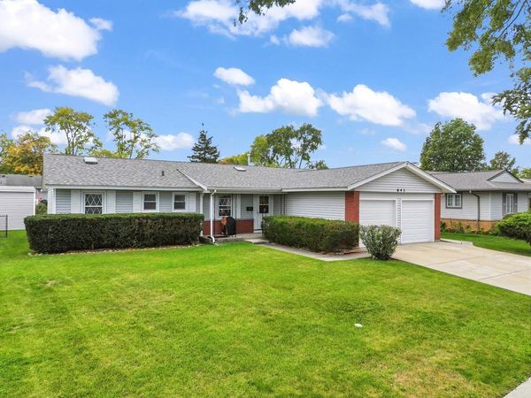 641 Clearmont Drive , Elk Grove Village, IL 60007