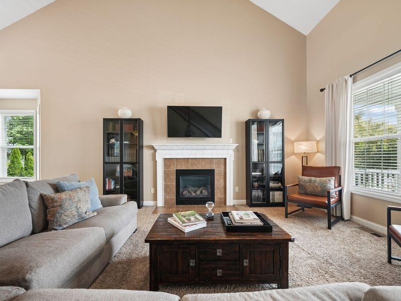 188 Glen Crossing Drive, Etna, OH 43062 Photo 7