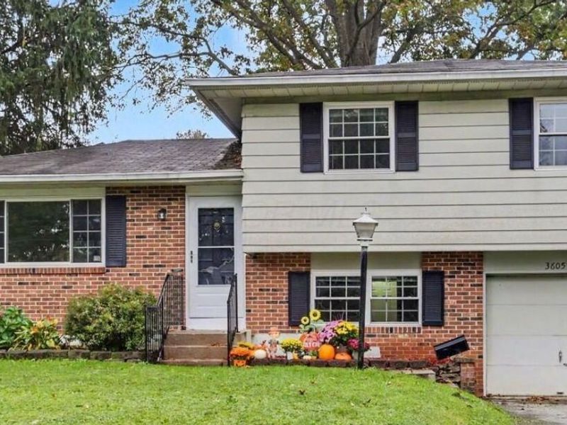 3605 Carthage Court, Westerville, OH 43081 Photo 2