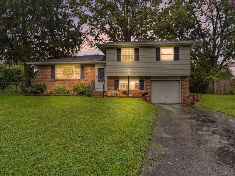 3605 Carthage Court, Westerville, OH 43081 Photo 3