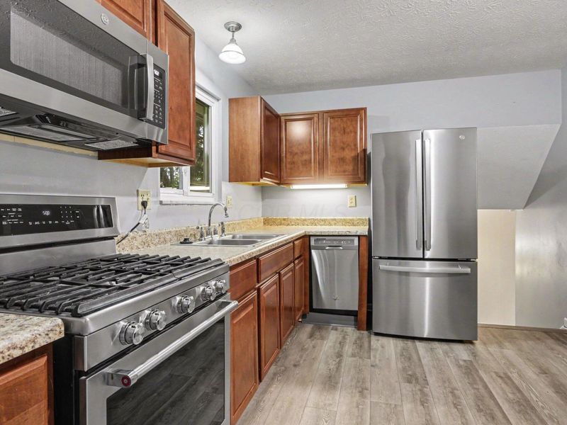 3605 Carthage Court, Westerville, OH 43081 Photo 7