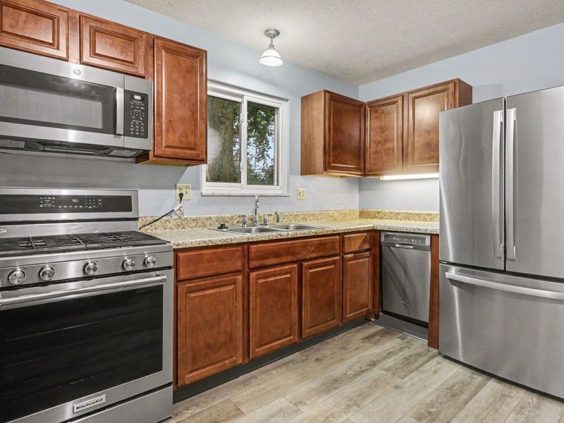 3605 Carthage Court, Westerville, OH 43081 Photo 8