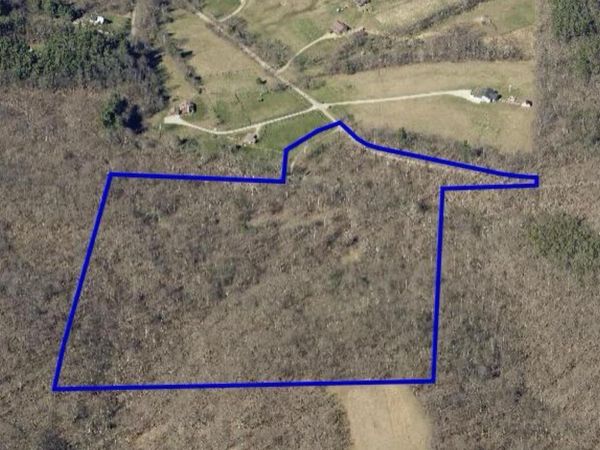 37667 Price Road, Logan, OH 43138
