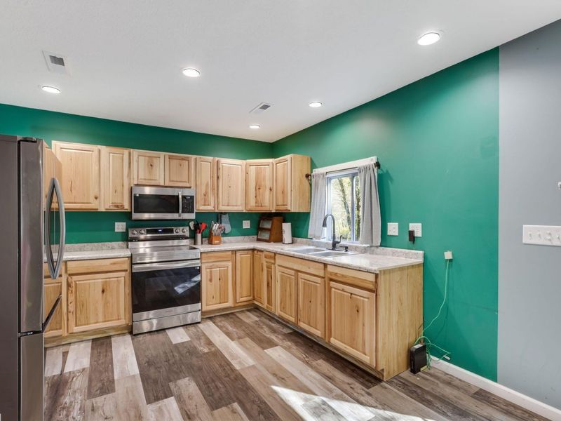 37667 Price Road, Logan, OH 43138 Photo 10