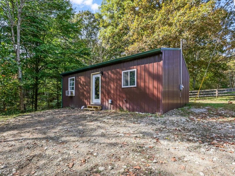 37667 Price Road, Logan, OH 43138 Photo 3