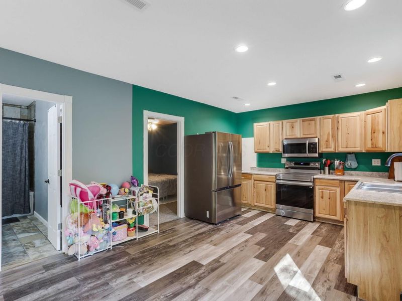 37667 Price Road, Logan, OH 43138 Photo 9
