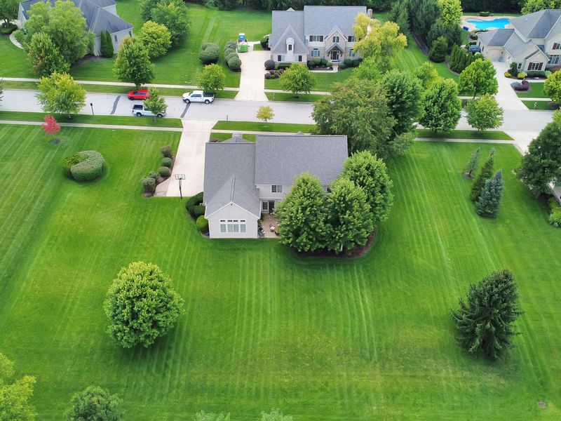 5418 Berwanger Drive, Powell, OH 43065 Photo 3